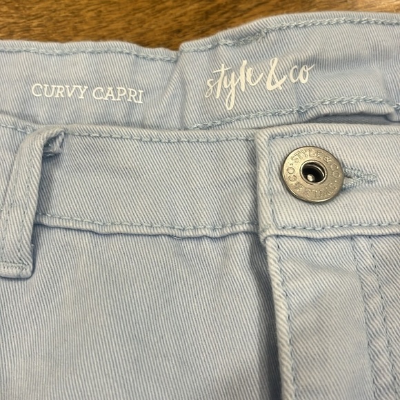 Style & Co. Light Blue Curvy Capri Pants - Picture 2 of 5